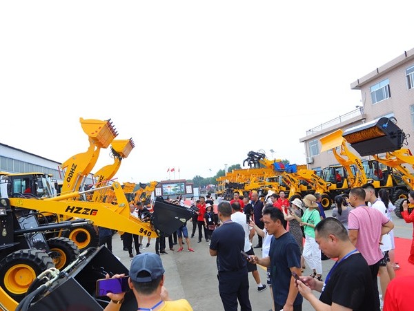 嘉賓觀摩產品演示